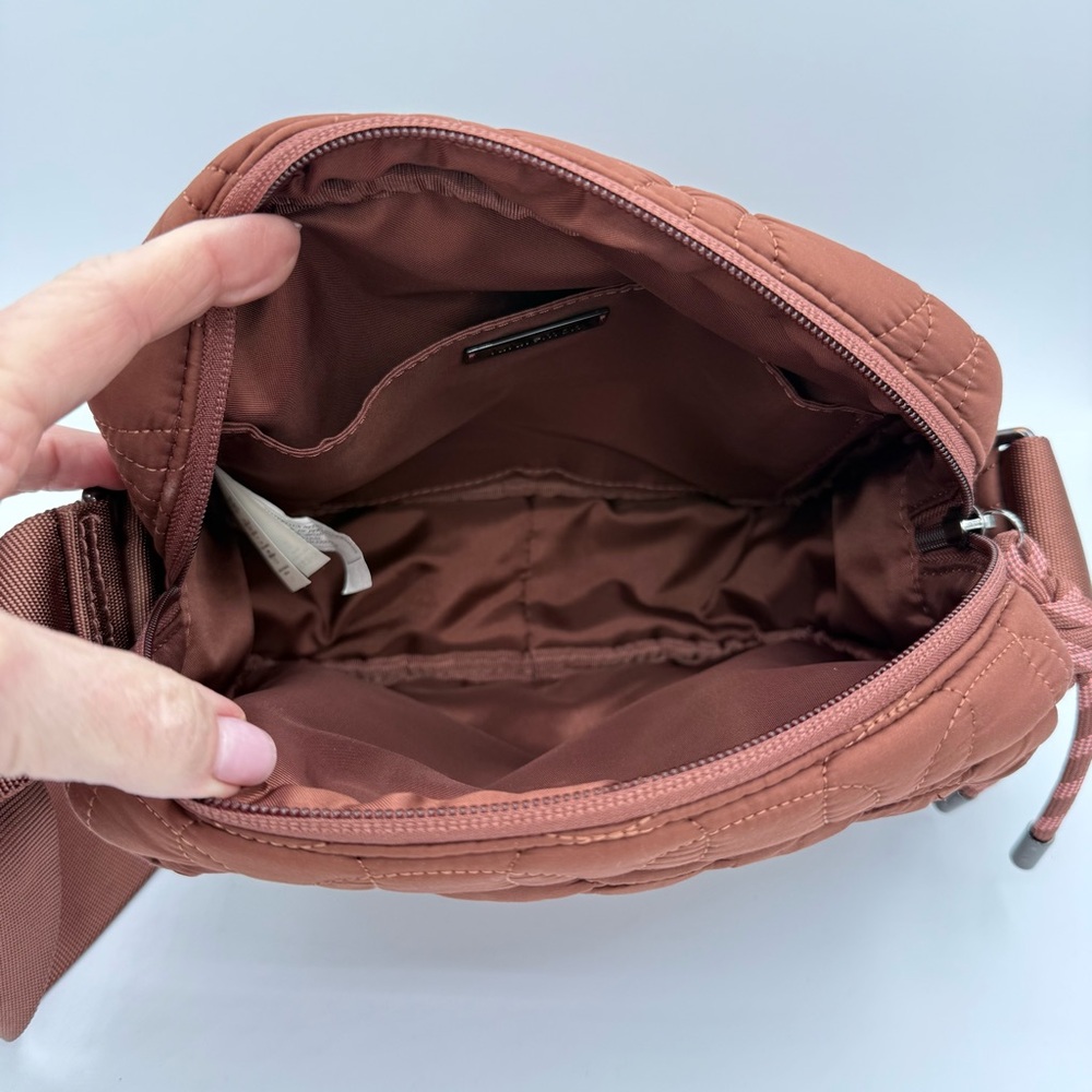 Lululemon Quilted Embrace 4L Crossbody Bag Purse Ancient Copper - Picture 11 of 16